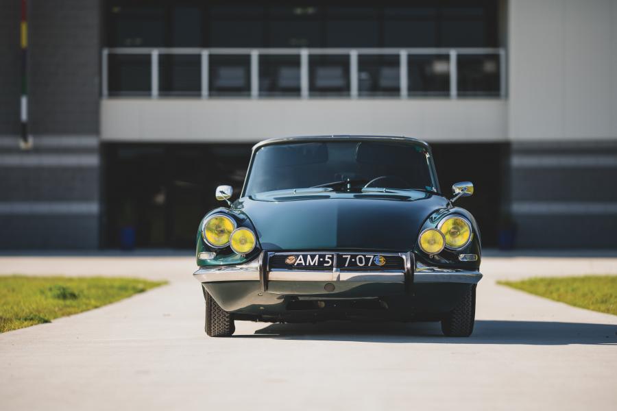  Citroen DS21 Decapotable by Chapron (4350118) 1966 года  (фото 4 из 28)